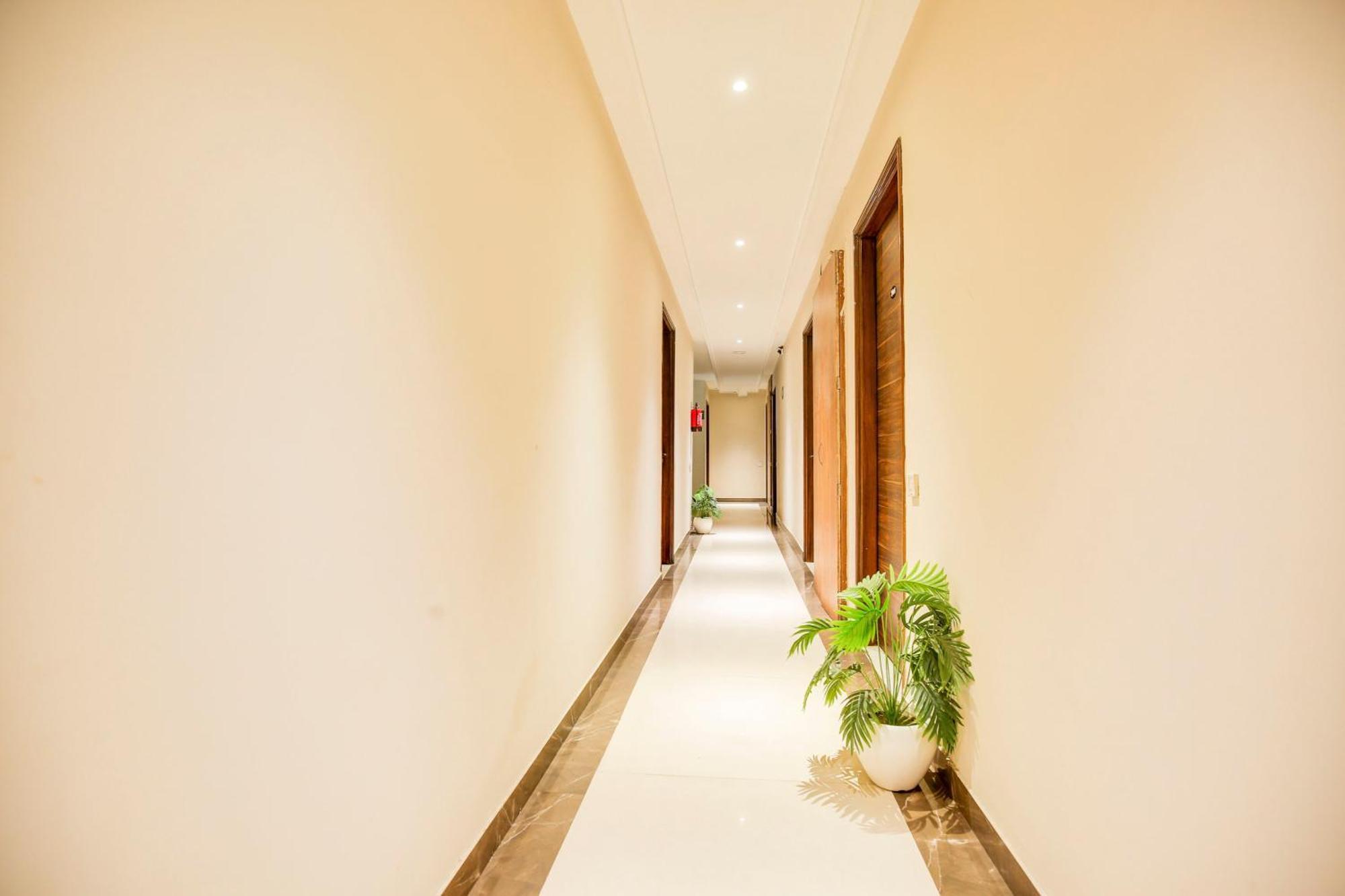 Super Townhouse Grand Fortune Amritsar Esterno foto